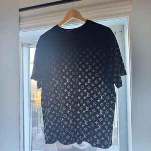 LVSE Monogram Gradient T-Shirt